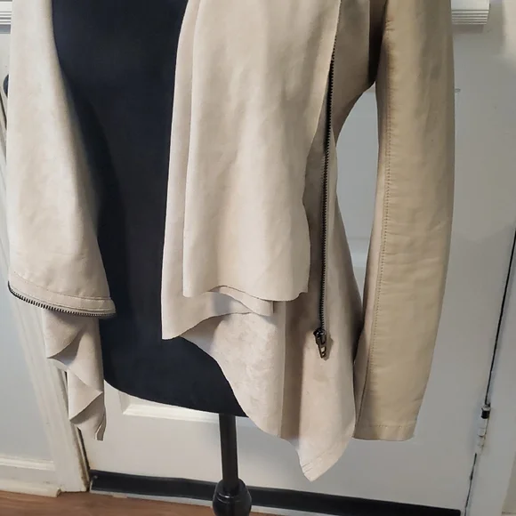 Blank NYC Cream Asymmetrical Faux Suede And Faux Leather Zip Up Jacket - Picture 7 of 15